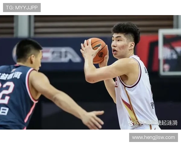 余嘉豪的成长之路：从少年天才到篮球场上的璀璨明星