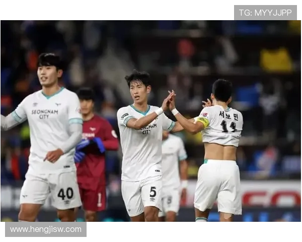 城南队与尚州尚武的激烈对决展现足球魅力与竞技精神的巅峰对抗